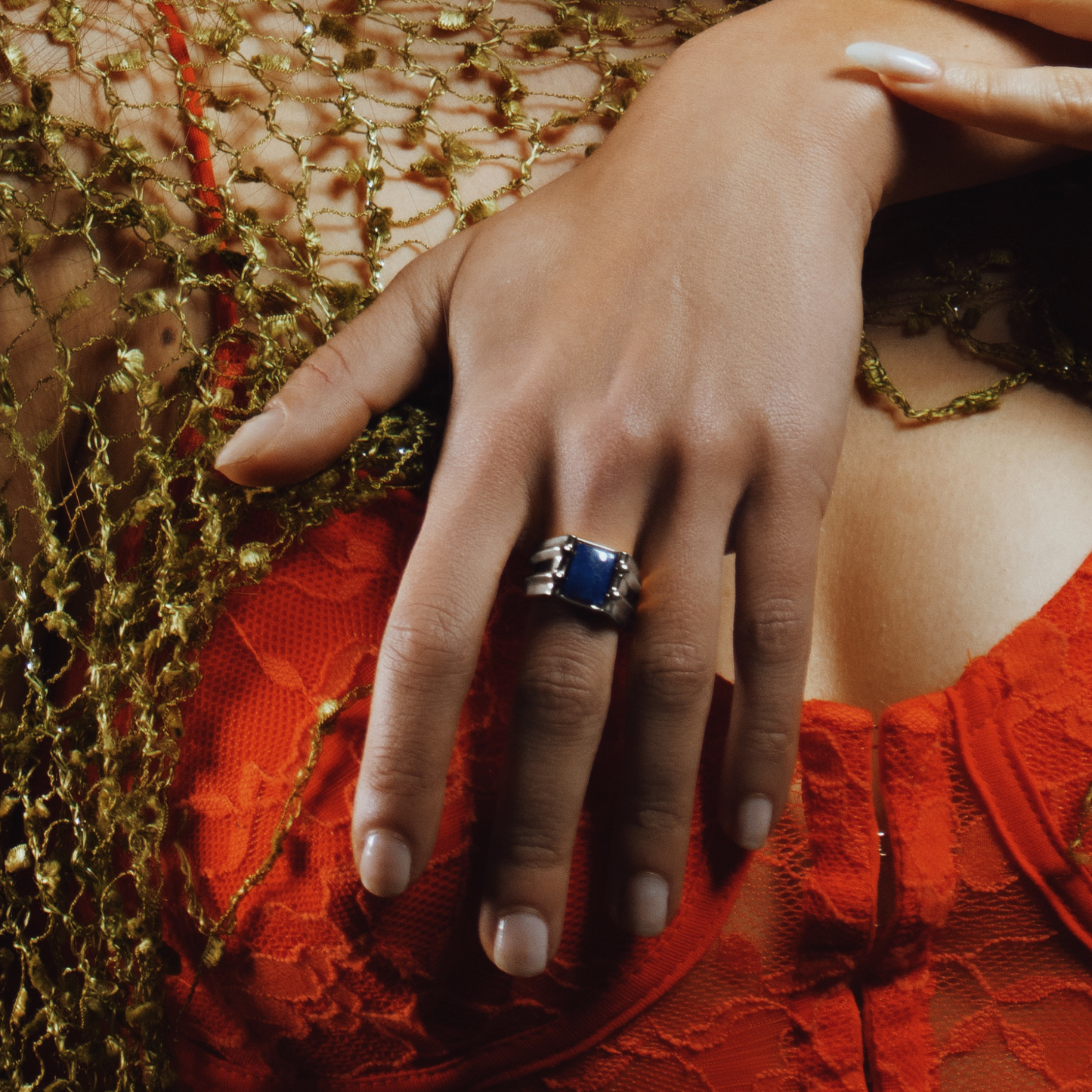 BAGUE MONA CHEVALIERE ARGENT MASSIF & LAPIS LAZULI BLEUE